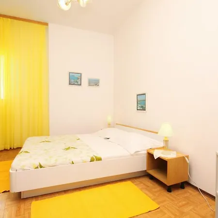 Apartment 8260c