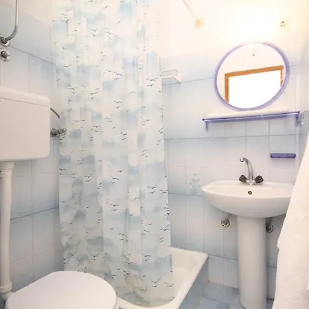 Apartment 8260c